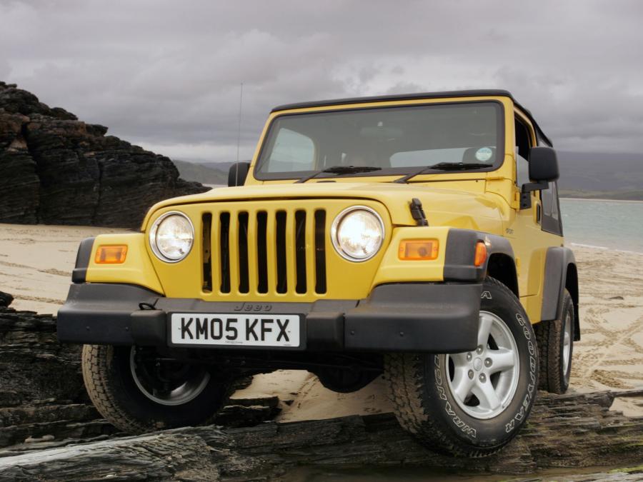  Jeep Wrangler Sport 1997 года  (UK) (фото 7 из 16)